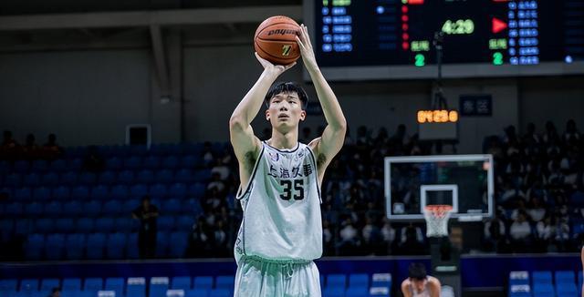 王奕博以, 广东宏远新