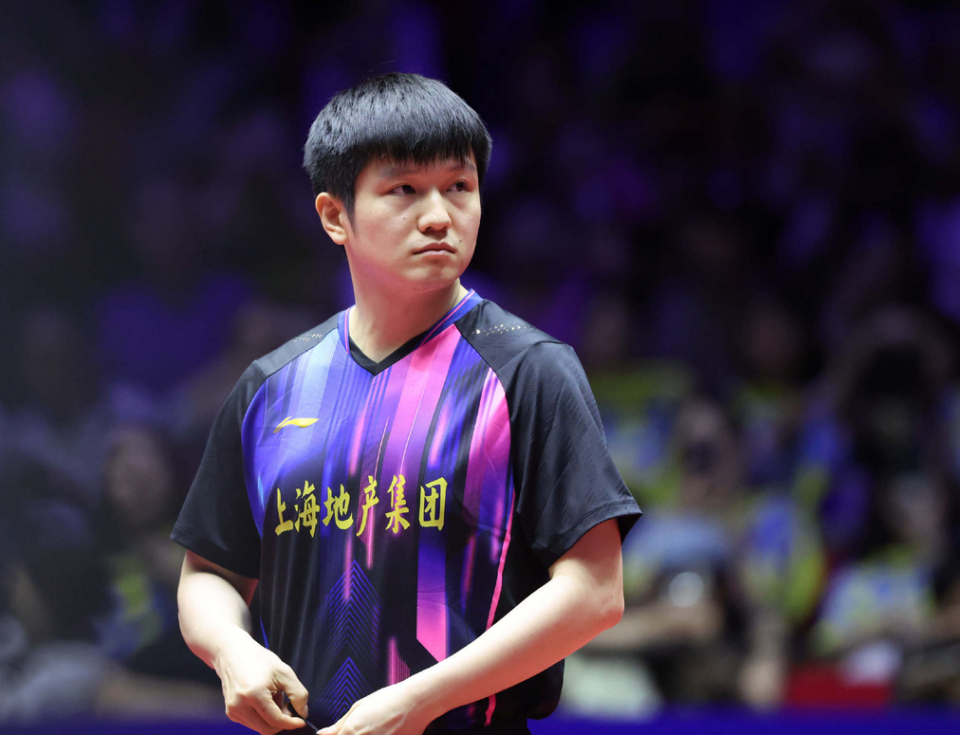 碰一碰, 闫安在直播, 无论是私下 碰一碰, 闫安在直播, 无论是私下