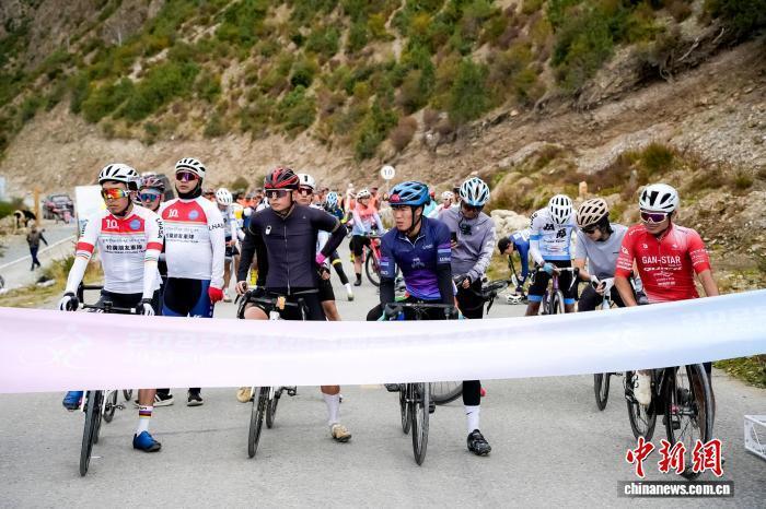 都籍本地组, KiOp, 活力八宿 都籍本地组, KiOp, 活力八宿