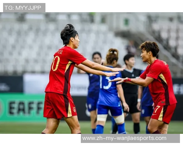 老鹰莱昂女足迎战帕丘卡女足争夺墨女超冠军荣耀